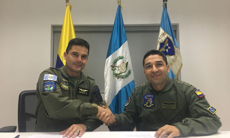Culminó reunión entre las Fuerzas Aéreas de Guatemala y Colombia para ejercicio de interdicción COLGUA I