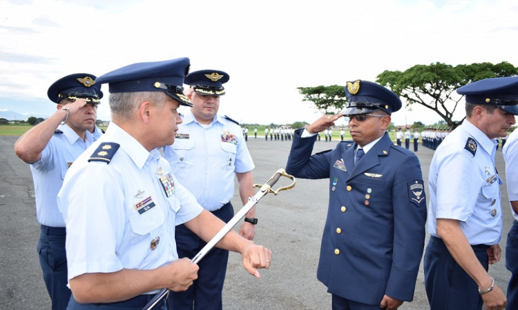 Ceremonia de ascensos en la Base Aérea Marco Fidel Suárez