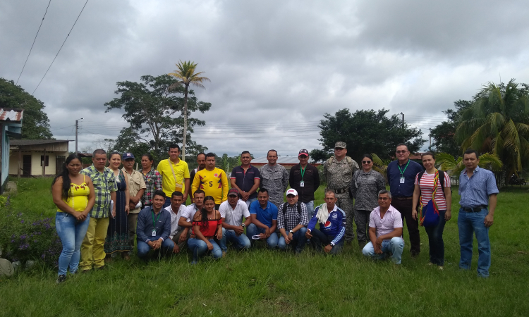 "Alas Azules para el Desarrollo Campesino" liderado por el Cacom 6 efectúa acciones en beneficio de las comunidades del Caquetá