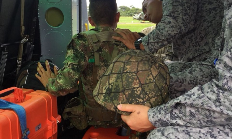 Fuerza Aérea Colombiana evacúa Soldado del Ejército Nacional desde Montañita, Caquetá