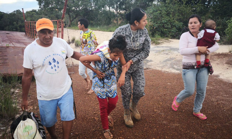 Menor de edad en delicado estado de salud es evacuada por la Fuerza Aérea en Vichada  