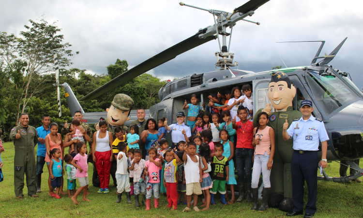 Fuerza Aérea lideró jornada de apoyo que benefició a la comunidad indígena El Diamante, en el Caquetá
