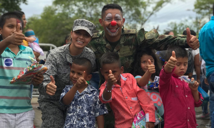 Fuerza Aérea Colombiana continúa apoyando las jornadas de “Healing The Children”.