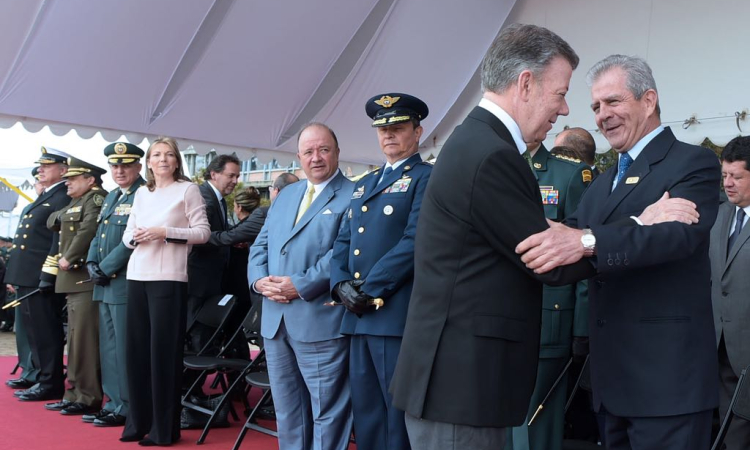 Comandante de la Fuerza Aérea Colombiana acompaña conmemoración de los diez años de la Operación Jaque