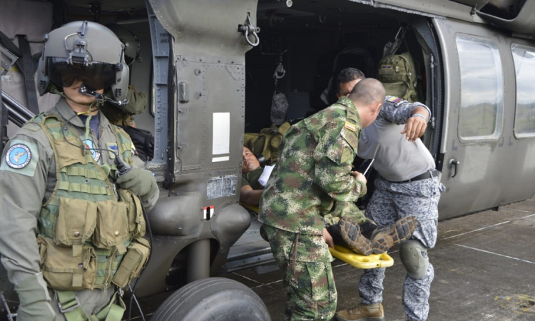Fuerza Aérea Colombiana continúa desplegando sus ‘Ángeles de Acero’ para salvar vidas en el suroriente del país 
