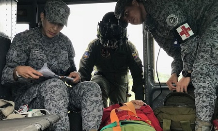 La Fuerza Aérea Colombiana evacúa a ciudadano francés lesionado en la Sierra Nevada de Santa Marta