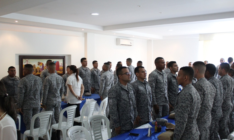 Soldados del Comando Aéreo de Combate No. 3 culminan su Servicio Militar