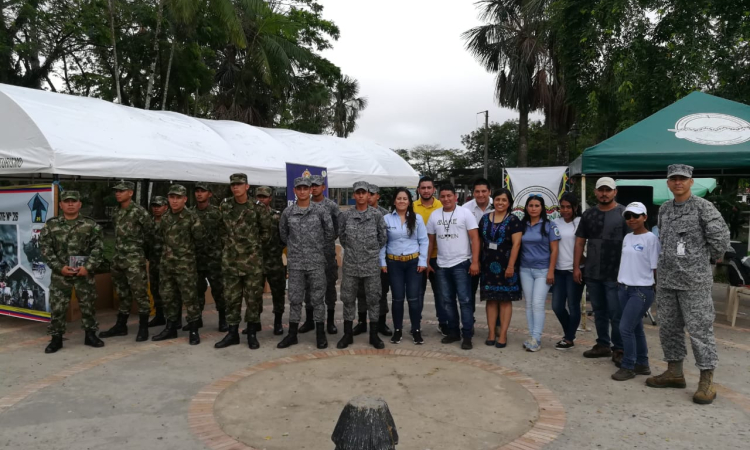 Grupo Aéreo del Amazonas participa en Tercera Jornada de Posconsumo