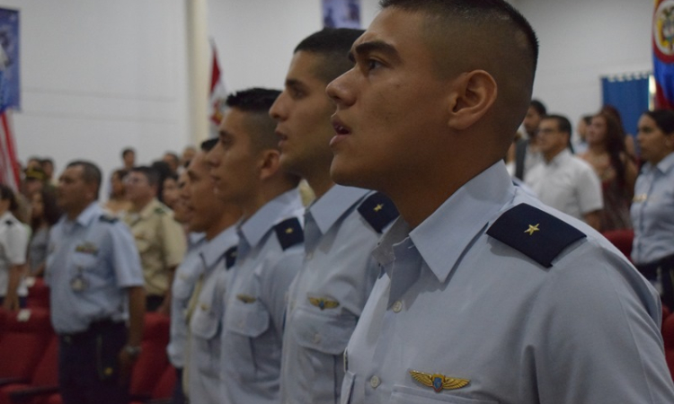 La Escuela de Helicópteros para las Fuerzas Armadas, continúa formando pilotos de ala rotatoria.