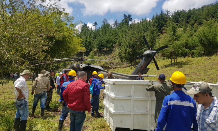 Más de 150 familias rurales de El Retiro Antioquia, son beneficiadas con transporte de tanque de agua