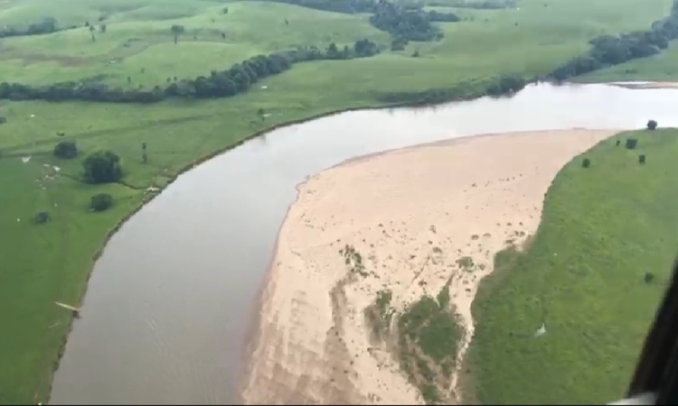Fuerza Aérea Colombiana monitorea fuentes hídricas del río Caquetá y Orteguaza
