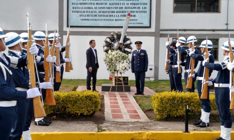 En Madrid, Cundinamarca, Fuerza Aérea Colombiana conmemora el Día de la Memoria y Solidaridad con las Victimas 