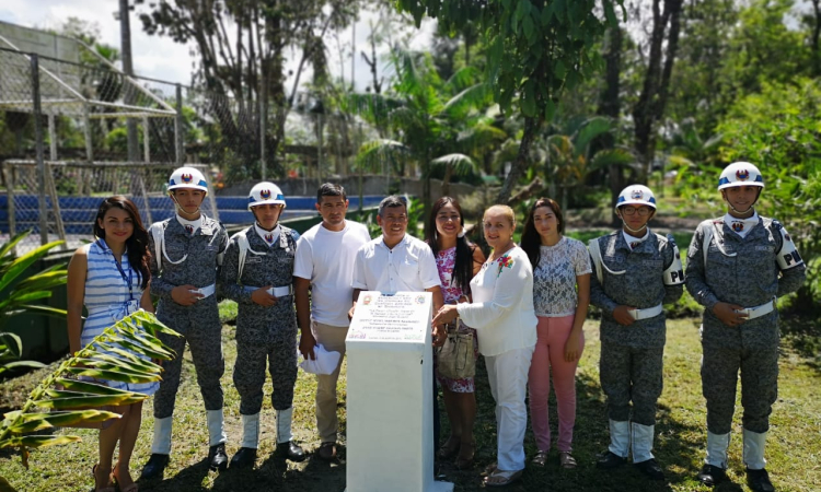 Fuerza Aérea Colombiana conmemora día de la memoria y solidaridad con las víctimas en el Amazonas