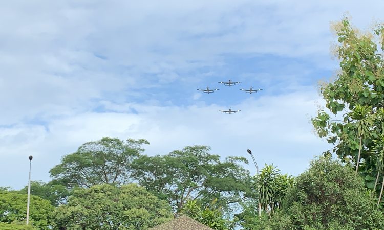 Aviones A-29 Supertucano de la Fuerza Aérea engalanaron el cielo de Tame, Arauca