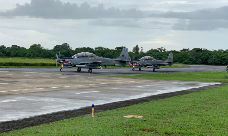 Aeronaves de la Fuerza Aérea dar apertura de la Ruta Libertadora en Tame, Arauca