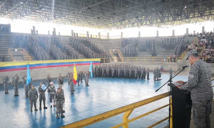 Soldados del segundo contingente de 2019 de la Fuerza Aérea Colombiana, juraron bandera en La Dorada, Caldas