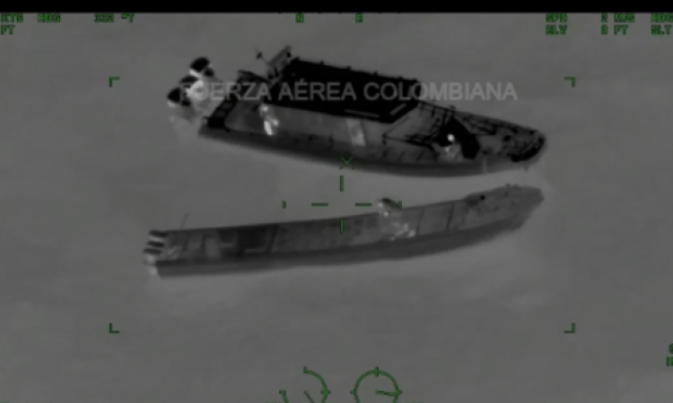 Incautada embarcación ilegal con cerca de una tonelada de droga, en costas de Nariño
