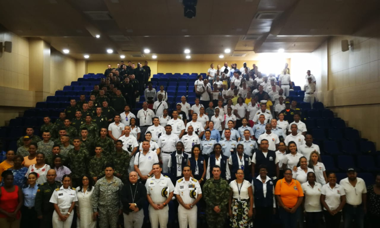 La Fuerza Aérea Colombiana participó en la conmemoración del Día Nacional de los Derechos Humanos en la Isla de San Andrés