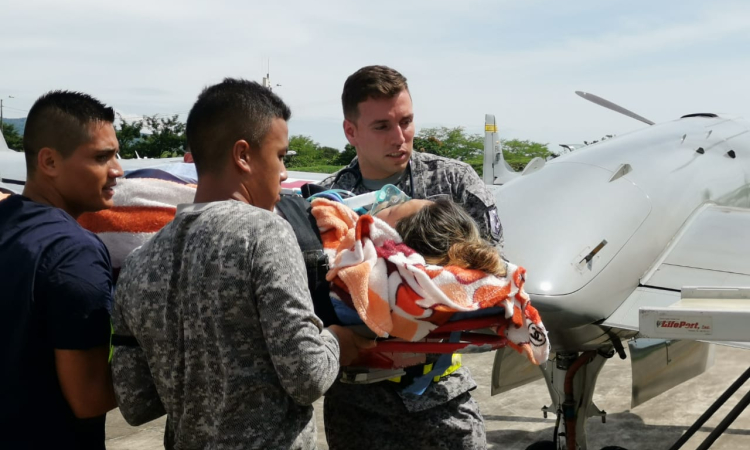 Mujer en delicado estado de salud fue trasladada por la Fuerza Aérea de Yopal a Bogotá