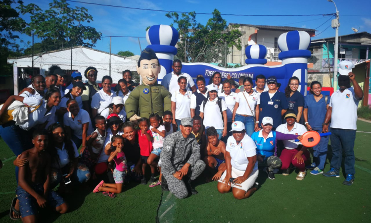 Jornada de Salud beneficia a la comunidad de las tablitas y zonas aledañas en la Isla de San Andrés