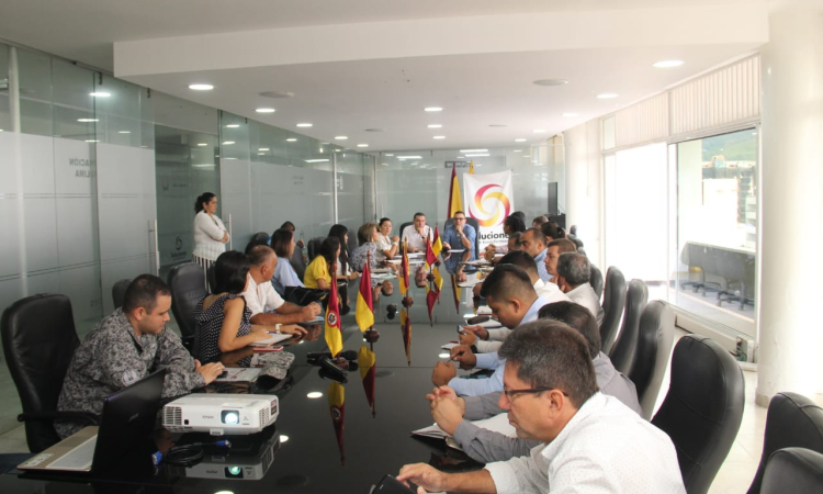 Reunión de consolidación para la campaña “mi vereda modelo” en el  municipio de Rio Blanco, vereda las Juntas.