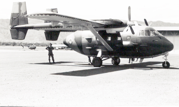 #TBT Recordamos el FAC 951, una de las tres aeronaves Arava que llegaron a la Fuerza Aérea Colombiana en 1980.
