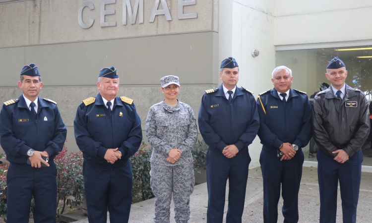 Jefe de Estado Mayor General de la Fuerza Aérea del Perú Visita al CNRP y CEMAE