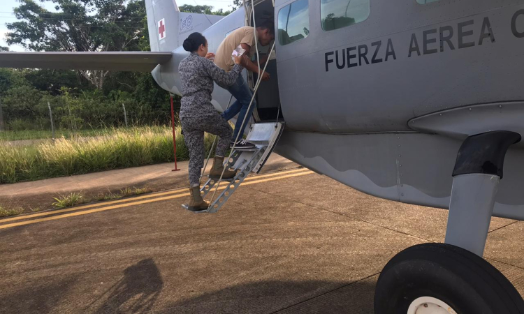 Traslado aeromédico salvaguarda la integridad de joven en el Caquetá