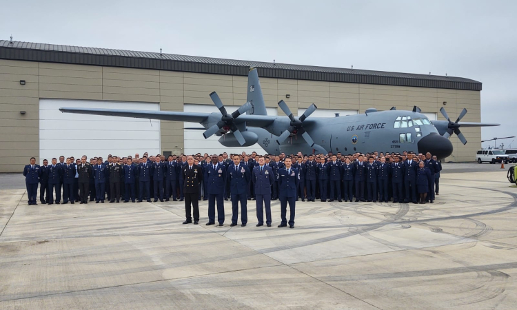 “Alumnos de ESUFA se gradúan en la Escuela Interamericana de las Fuerzas Aéreas Americanas IAAFA”