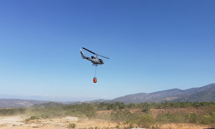 Incendio forestal en Manaure, es controlado con la intervención de la Fuerza Aérea Colombiana