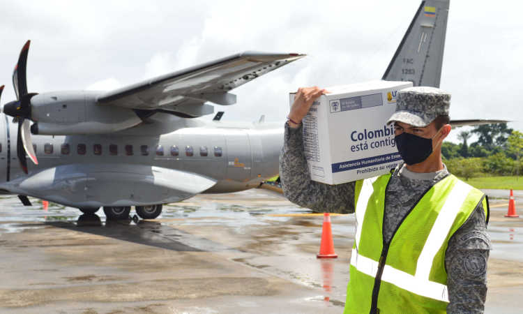 Más ayudas para el Amazonas fueron transportadas por su Fuerza Aérea para enfrentar el Covid-19