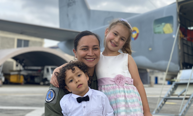 Ser madre militar es un privilegio, es algo que te mueve y te motiva a darlo todo