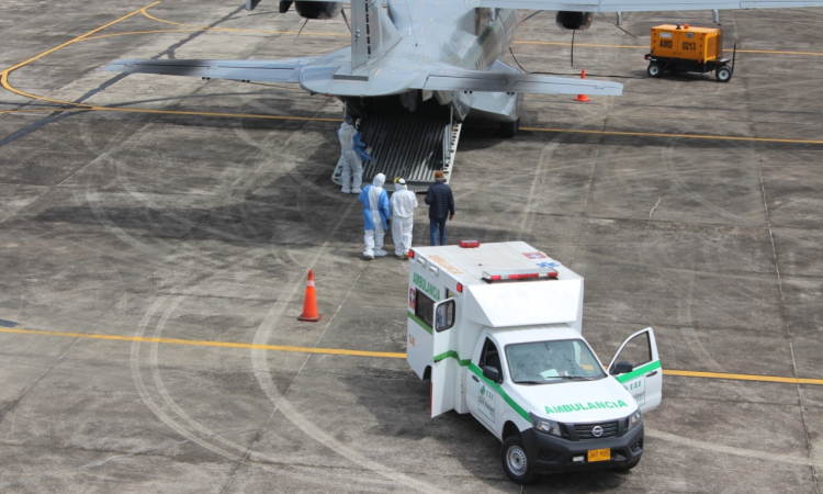 Su Fuerza Aérea transforma Casa -295 en avión hospital para salvar vidas en el Amazonas