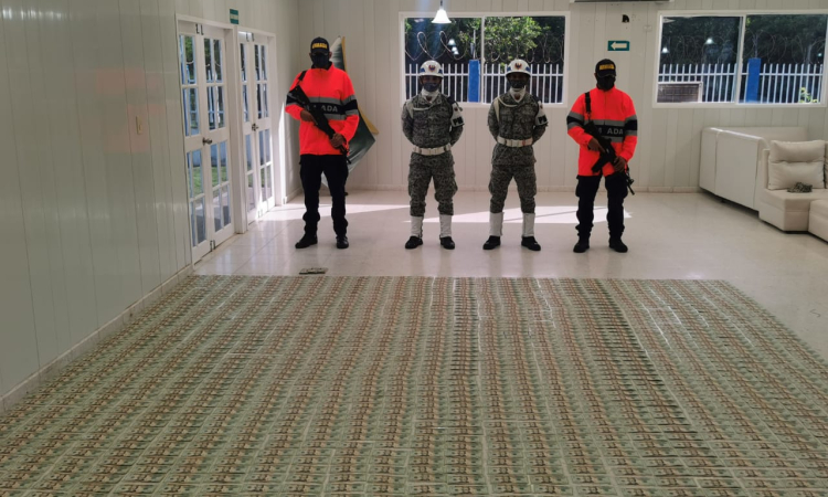  Fuerzas Militares incautan más de 162 mil dólares en el Archipiélago de San Andrés y Providencia  