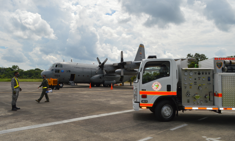 Primer vehículo cisterna en el Amazonas fue transportado por su Fuerza Aérea Colombiana 