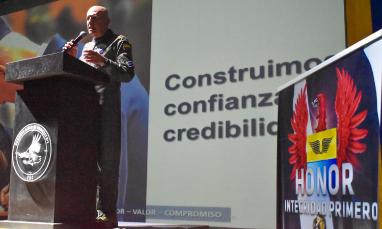 “Integridad Primero”, campaña de principios y valores dirigida a los integrantes de la Fuerza Aérea Colombiana 