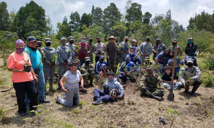 CAMAN participa en jornada de reforestación en la laguna La Herrera
