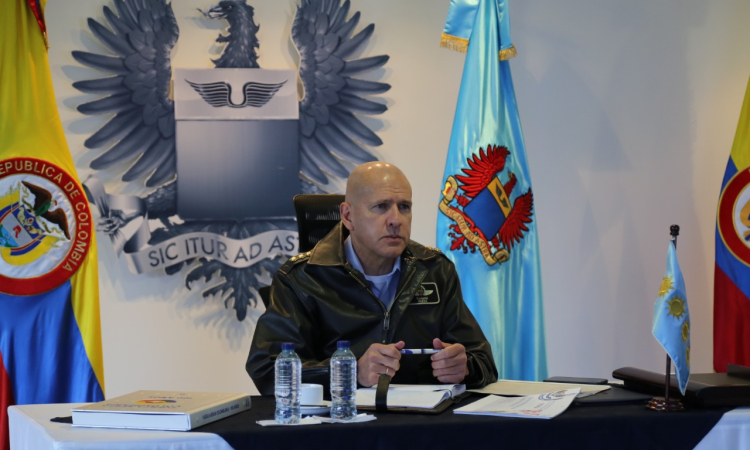 Comandantes de las Fuerzas Aéreas del continente Americano se reúnen para fortalecer la cooperación entre países
