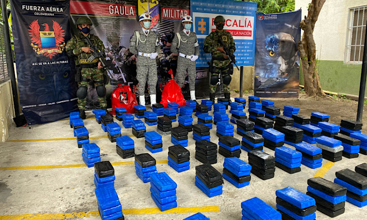 La Fuerza Aérea Colombiana lideró operación de incautación de droga en la Guajira