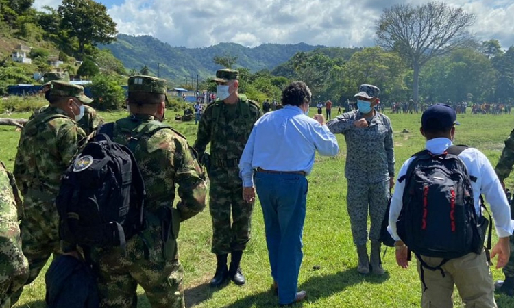 La Fuerza Aérea Colombiana participó del consejo de seguridad en Montecristo