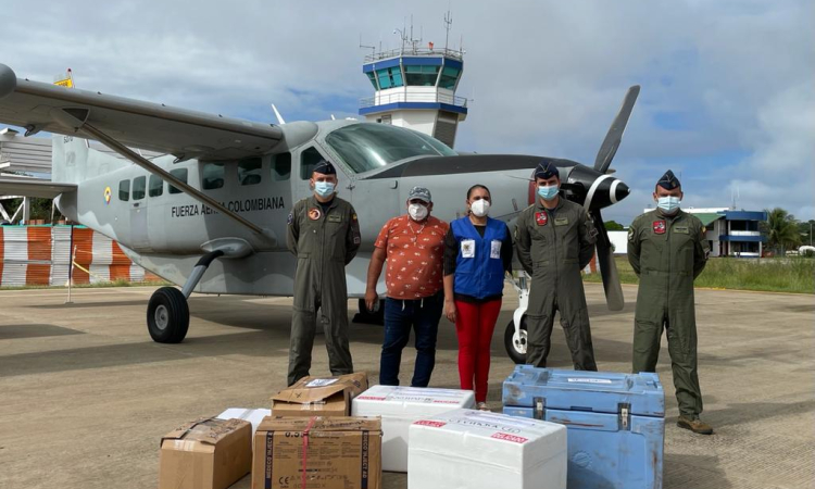 Más de 1.154 vacunas han sido transportadas por su Fuerza Aérea en Vichada