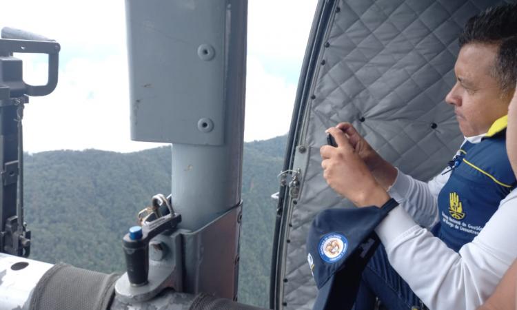 Sobrevuelos de detección de alertas tempranas por desastres naturales en el Caquetá realiza su Fuerza Aérea Colombiana