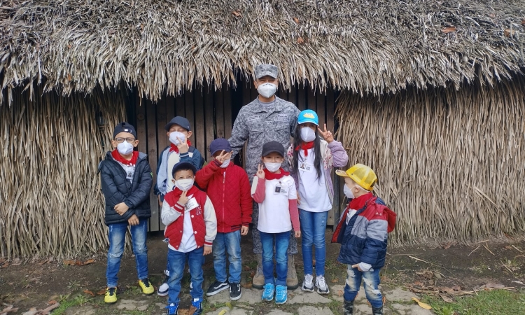 Actividad de acercamiento con la Población en la Fundación Reclyed kid en la localidad de Fontibón
