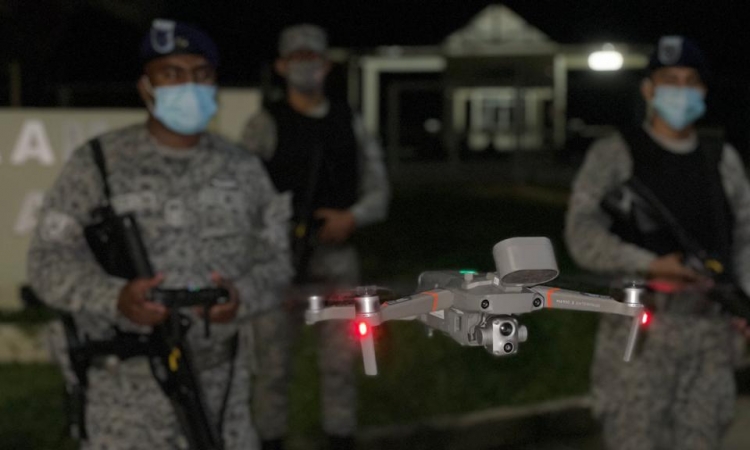 Patrullajes y perifoneo aéreo con drones, garantizan la seguridad en el Amazonas