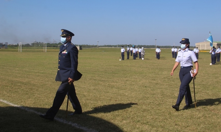 El Comando Aéreo de Combate No.3 recibió a su nuevo Comandante en ceremonia militar
