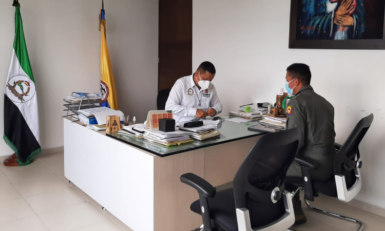 Visita estratégica entre su Fuerza Aérea Colombiana y la Gobernación del Putumayo