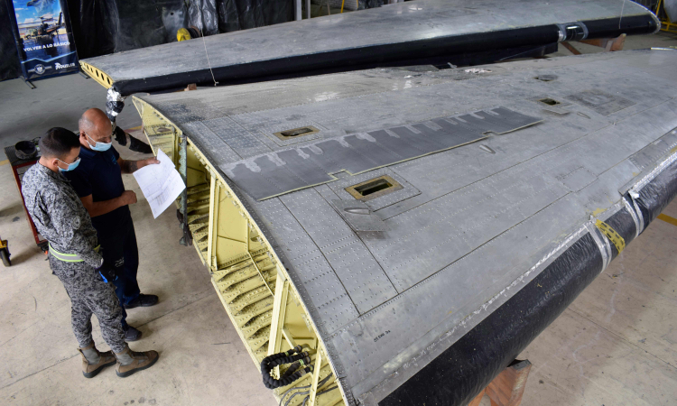 Avanza la inspección mayor del avión de combate AC-47T “Fantasma" de la Fuerza Aérea Colombiana