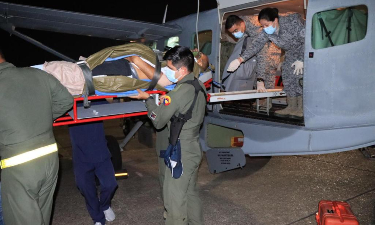 Soldado profesional fue trasladado en aeronave medicalizada de su Fuerza Aérea Colombiana