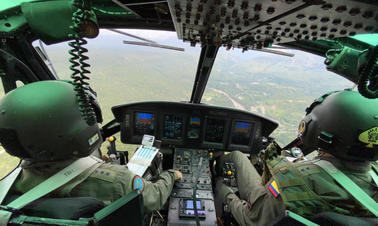 Viaje seguro este fin de semana con su Fuerza Aérea Colombiana
