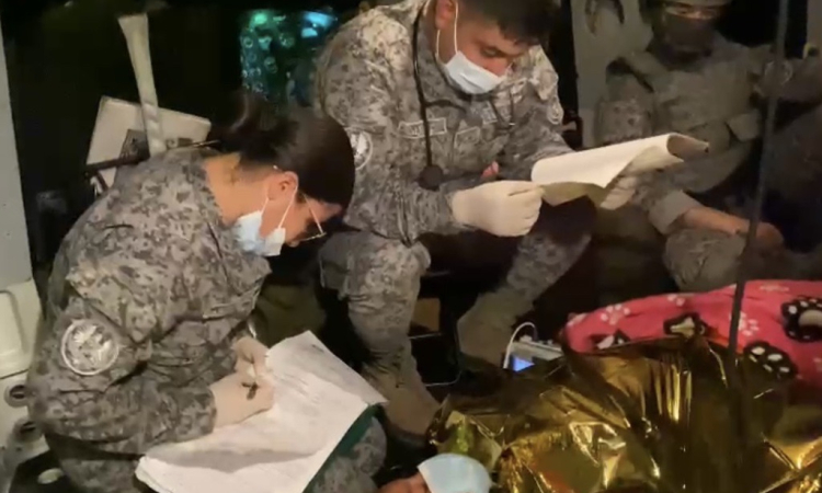 Mujer en estado de embarazo fue evacuada en helicóptero por la Fuerza Aérea